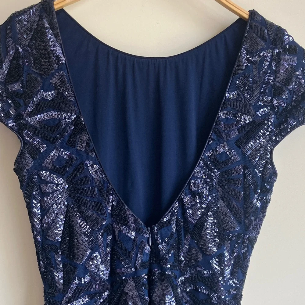 DRESS THE POPULATION Navy Tabitha Sequin Mesh Minidress Women’s Size L GUC - Picture 5 of 7